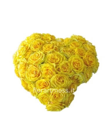 Cuore di rose gialle o bianche o rosa